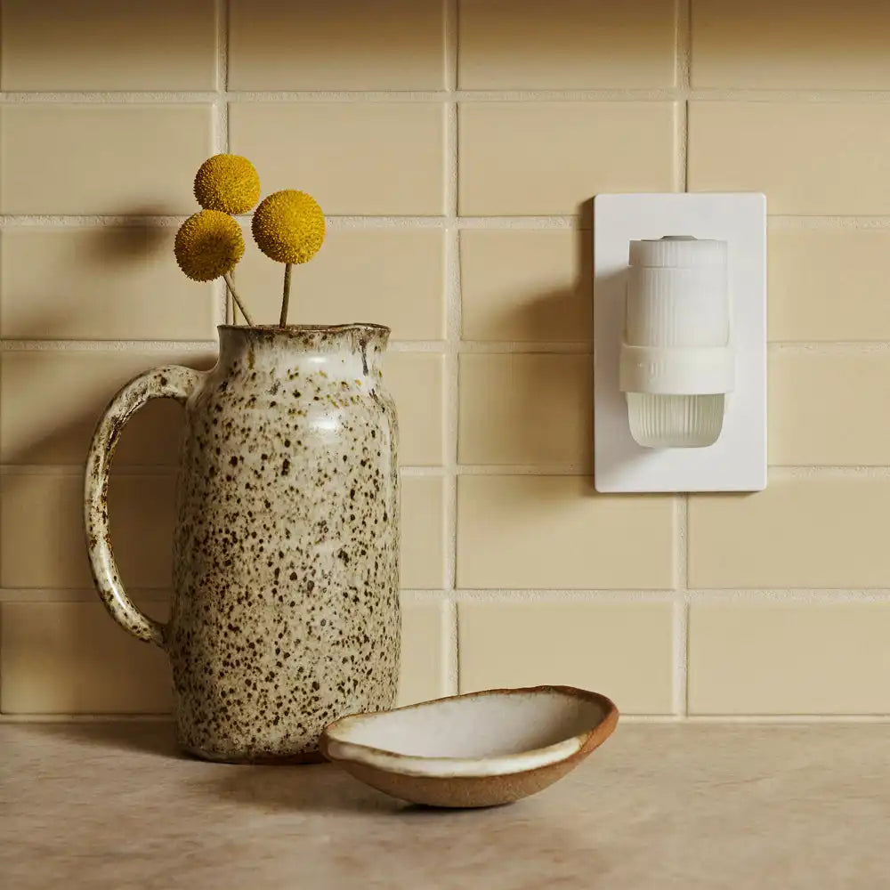 Elderberry Plug In Scented Oil Warmer With Refill